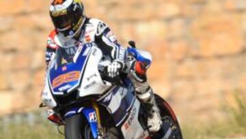 <b>DE PRUEBAS. </b>Lorenzo ayer con la M1 en el test de MotorLand.