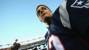 FOXBORO, MA - DECEMBER 04: Tom Brady #12 of the New England Patriots reacts after defeating the Los Angeles Rams 26-10 at Gillette Stadium on December 4, 2016 in Foxboro, Massachusetts.   Adam Glanzman/Getty Images/AFP
 == FOR NEWSPAPERS, INTERNET, TELCOS &amp; TELEVISION USE ONLY ==