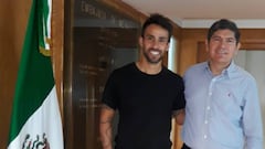 Jorge Valdivia parte a México