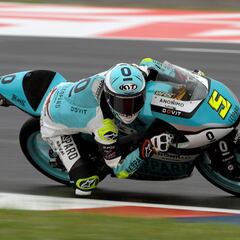 Masiá se complica el alirón en la pole qatarí de Holgado