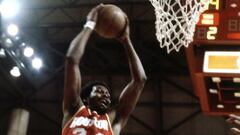 6 años del fallecimiento de Moses Malone: su trayectoria en imágenes