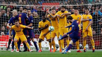 Esa falta de Messi que se elevó por encima de Diego Costa y la barrera del Atleti sentenció LaLiga para el Barça el curso pasado.