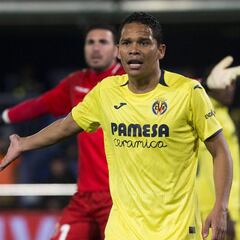 Carlos Bacca salva al Villarreal de una derrota en Copa del Rey