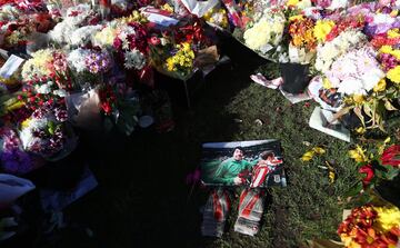 Tributes to former Stoke City and England goalkeeping legend Gordon Banks lay on the ground outside the bet365 Stadium ahead of his funeral on March 4 2019 in Stoke-on-Trent, England. Gordon Banks, considered one of the finest goalkeepers of all time, ha