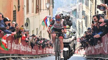 Resumen y resultado de la Strade Bianche 2022: Brutal Pogacar, eterno Valverde