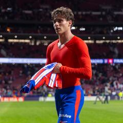 Riquelme, otro desafío para Pellegrini