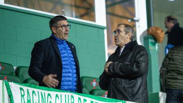Carlos Mouriz, director deportivo del Racing de Ferrol, busca un central en el mercado invernal.