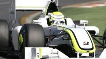 LOS DIFUSORES MANDAN. El recién estrenado equipo Brawn GP se estrenó con éxito en Albert Park, en el que ocupará las dos primeras posiciones en la parrilla de salida.