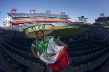 Así vivieron los aficionados mexicanos el encuentro amistoso entre México y Nueva Zelanda celebrado en Nashville, Tennessee.