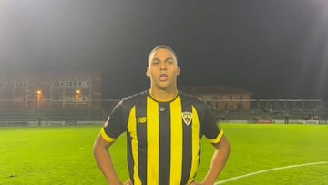 Maroan Sannadi desequilibra el derbi del Hierro, con el Athletic atento