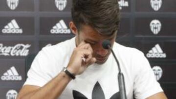 Bernat se emocionó y lloró durante sud espedida.