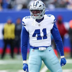 Dallas Cowboys defensive end Donovan Ezeiruaku arrested, released on bond