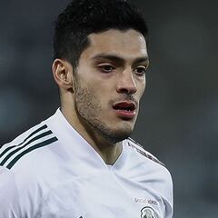 Raúl Jiménez agradece el apoyo que ha recibido tras su operación