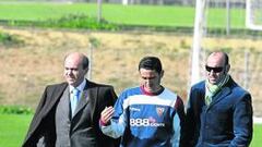 Jiménez pide a Del Nido reforzar el medio campo