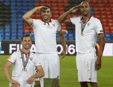 El Sevilla campeón de la Europa League. Krychowuak, Rami y N'zonzi.