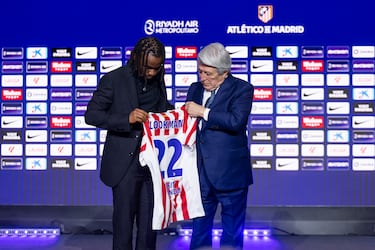 El jugador dejó claro que está preparado para jugar “el jueves” si Simeone le da la oportunidad, algo posible porque ya entrenó con el grupo desde el primer día