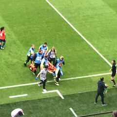 El gran susto de Urrutia: se retiró llorando y en camilla