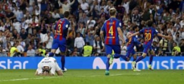 Carvajal se lamenta por el gol de Messi en la última jugada del partido 