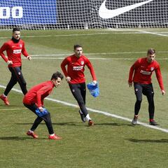 Pánico al Virus FIFA: 11 de los 18 jugadores disponibles se van