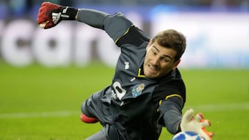 Casillas, portero del Oporto.