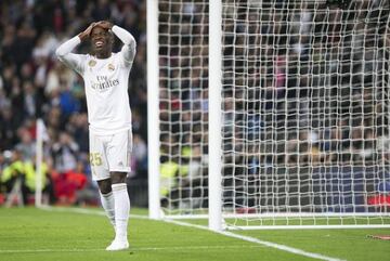 Ayy! Vinicius rues a missed chance
