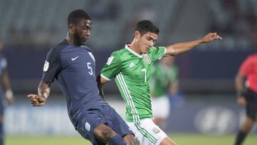 Santos Laguna transfiere a canterano al grupo dueño del Manchester City