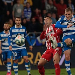 Stuani frena al Deportivo con polémica