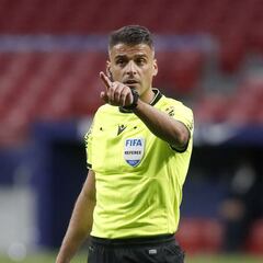Gil Manzano, así es el árbitro del clásico Real Madrid - Barcelona