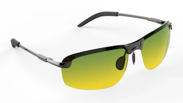 Adiós a los deslumbramientos en carretera: estas gafas para conducir de noche (y de día) filtran la luz y el 100% de los rayos UV