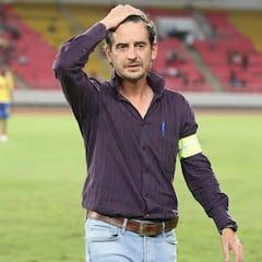 Toni Cosano derriba la barrera entre Petro de Luanda y Primeiro de Agosto