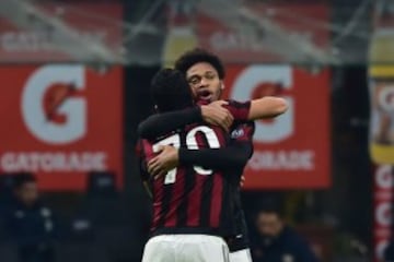 Carlos Bacca anota con Milán después de un mes.