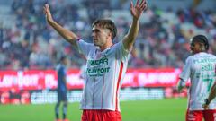 Necaxa derrota como rayo a Querétaro