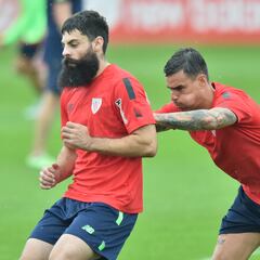 ¿Os gustan Asier Villalibre y Konrad De la Fuente como refuerzos para el Pucela?