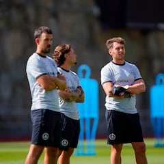 Ibai Gómez: “Salimos reforzados del primer partido, pero no contentos”