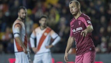 El Rayo-Albacete seguirá a puerta cerrada y habrá clausura del fondo