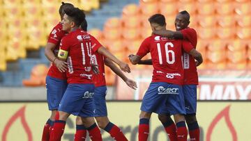 Jugadores del Medellín celebrando un gol ante Once Caldas por la Liga Águila II-2018