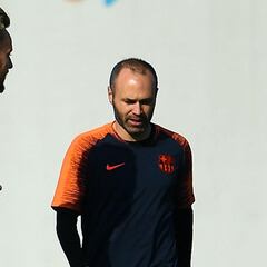 Rakitic desperate for Iniesta to stay