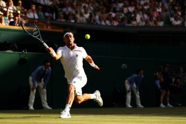 Andy Murray and Venus Williams scrape through to the Last 16