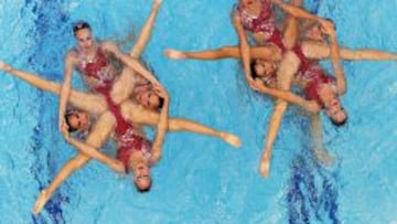 El equipo espa&ntilde;ol, ayer, en pleno ejercicio de equipo. Lo forman Carbonell, Klamburg, Cresp&iacute;, Cabello, Salvador, Basiana, Levy y Mas.