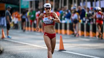 María Pérez se hace con el oro en los 20 kilómetros marcha.