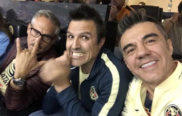 Famosos en el Chivas - América ¿Quién va con quién en el Clásico del futbol mexicano?