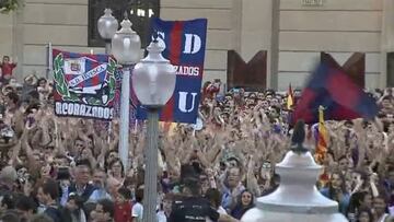 Huesca team hits the streets to celebrate first ever Primera promotion