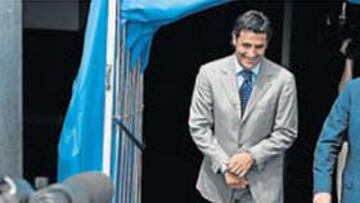 <b>RESPALDADO. </b>Calderón seguirá confiando en Michel para trabajar con la cantera del Madrid.