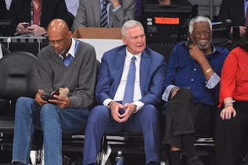 Kareem Abdul Jabbar, Jerry West y Bill Russell, leyendas y hall of famers.