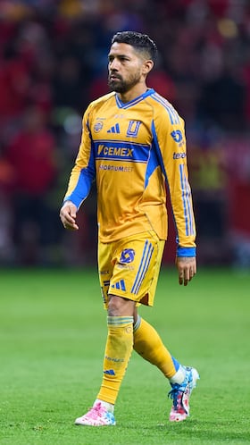 Javier Aquino of Tigres during the final second leg match between Tigres UANL and Toluca, as part of the Liga BBVA MX, Torneo Apertura 2025 at Nemesio Diez Stadium, on December 14, 2025 in Toluca, Estado de Mexico, Mexico.