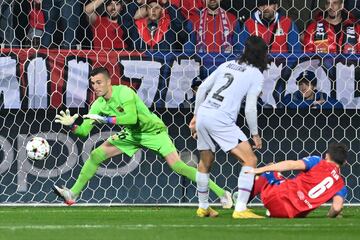 Debut de Iñaki Peña.