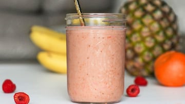 Prepara en tan sólo 5 minutos este delicioso licuado de color naranja que mejora la visión y ayuda al sistema inmunológico.
