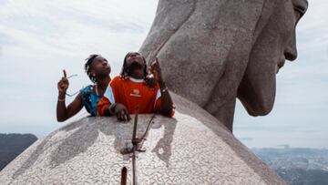 Vinicius y Camavinga protagonizan la imagen m¨¢s ¡°loca¡± del verano