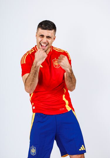 Los internacionales ya posan con la nueva equipación