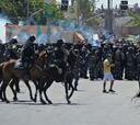 Batalla campal entre policías y manifestantes en Fortaleza